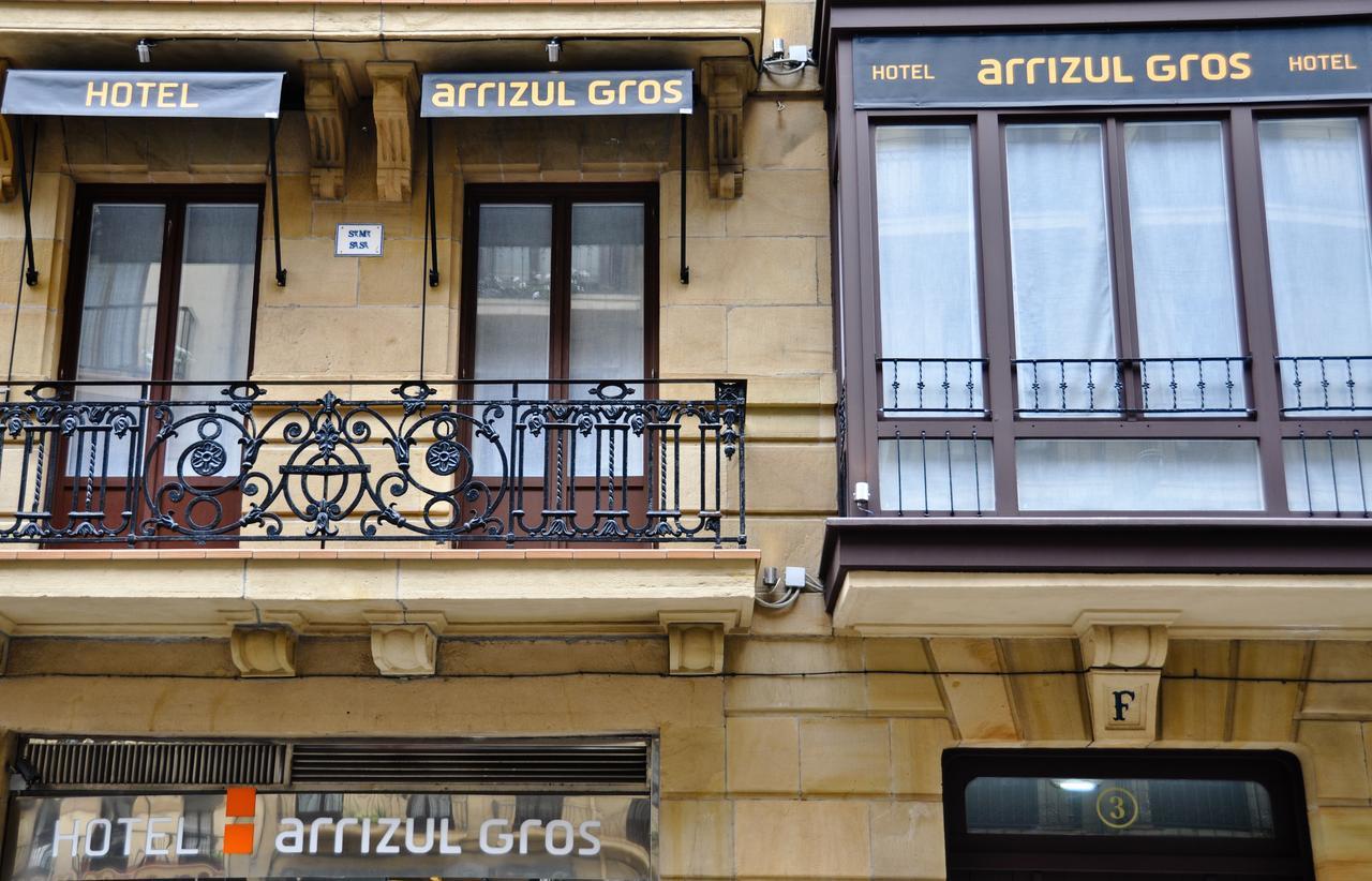 سان سيباستيان Hotel & Suites Arrizul Gros المظهر الخارجي الصورة