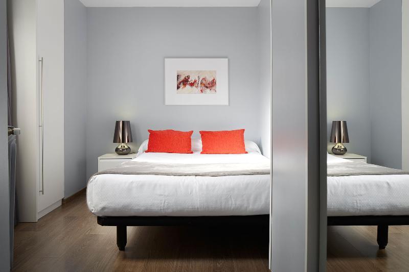 سان سيباستيان Hotel & Suites Arrizul Gros المظهر الخارجي الصورة